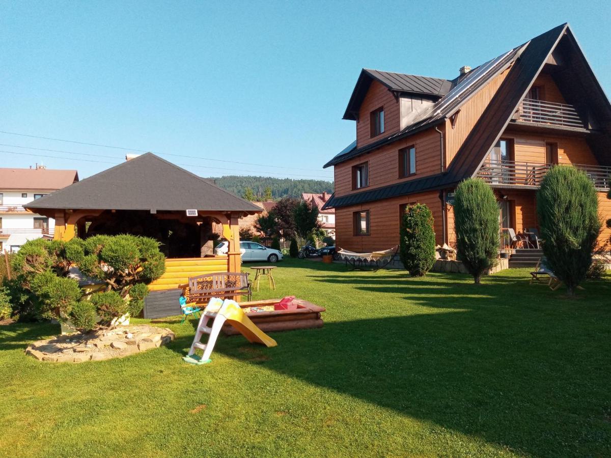 Tylicz W Deche Pokoje I Apartamenty Bagian luar foto